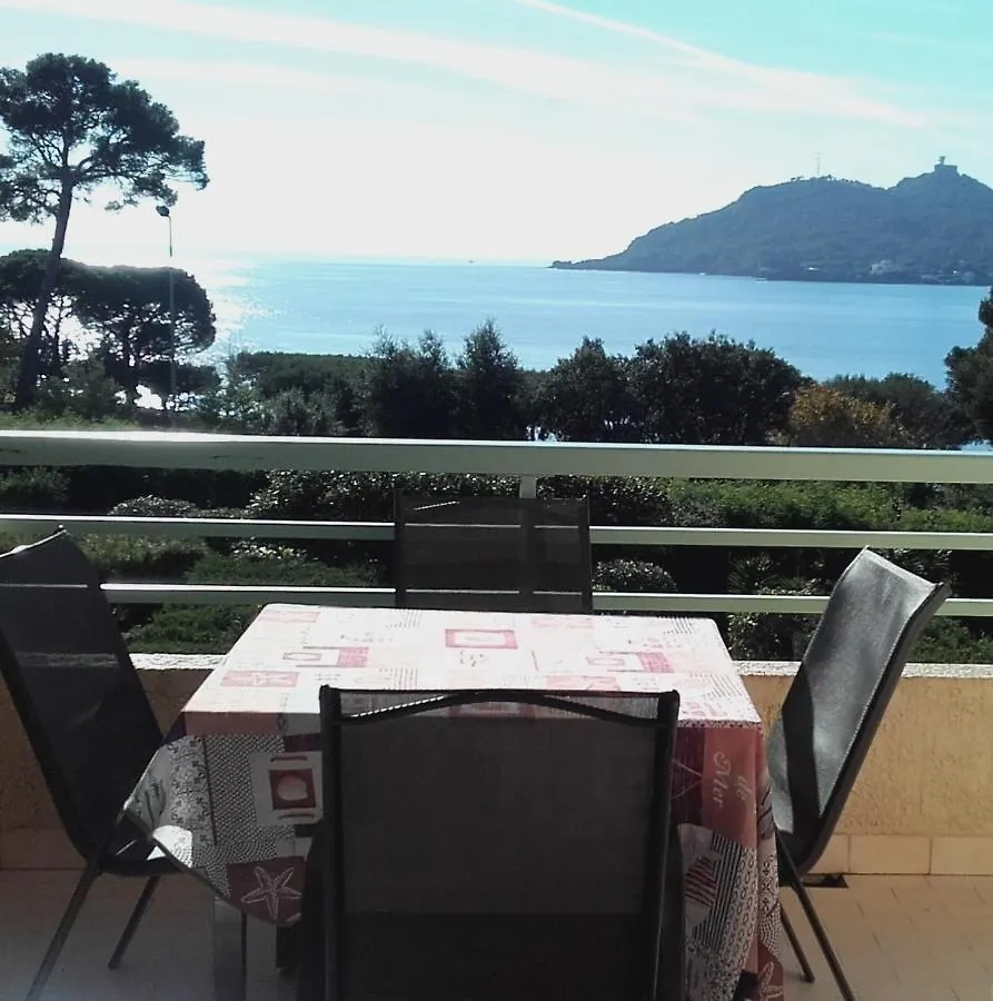 Appartement Vue Mer Piscines Parking Les Coraux Agay Plage Saint-Raphael